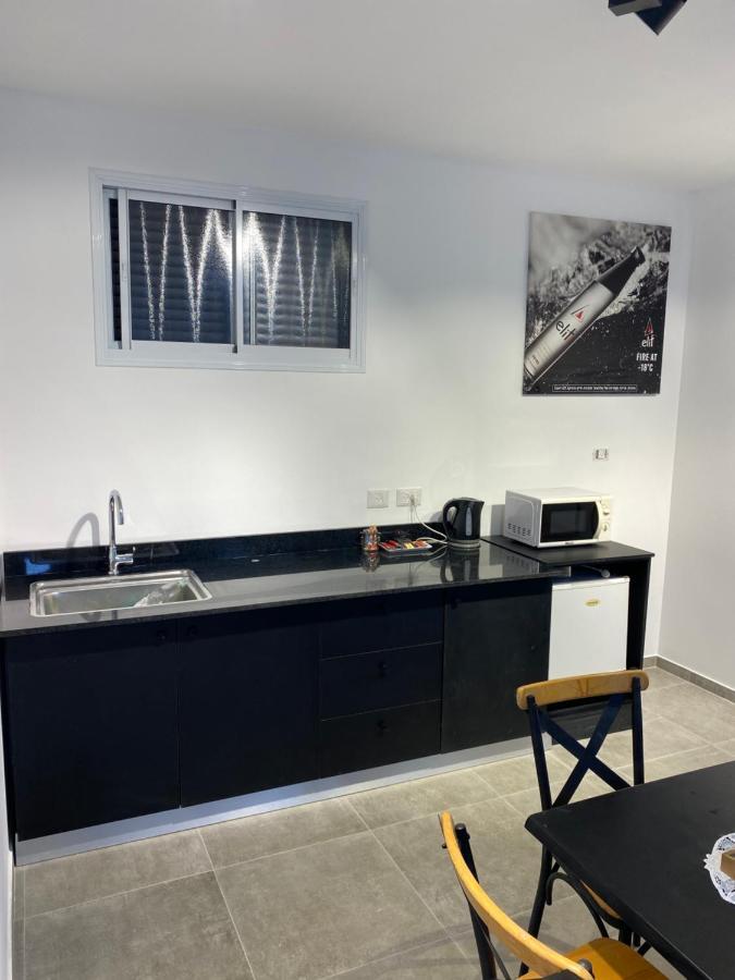 הדירה בדובדבן - The Apartment In Dovdvan Тверия Экстерьер фото